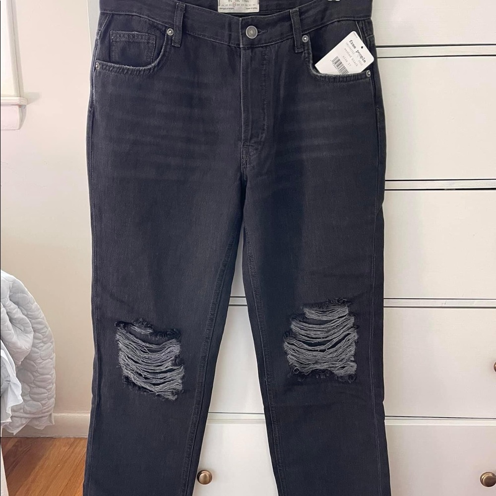 Free People Washed Black Jeans NWT Size 27 - Picture 3 of 3